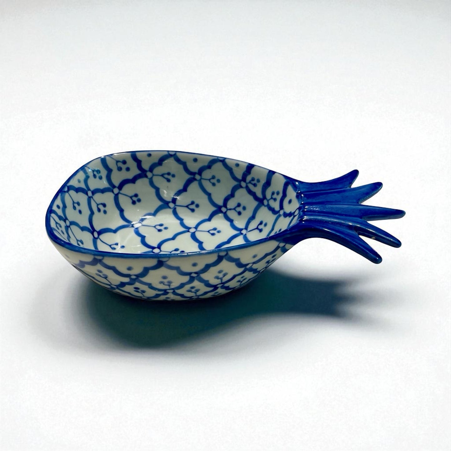 Chinoiserie Blue & White Ceramic Pineapple Snack Bowl/Dish