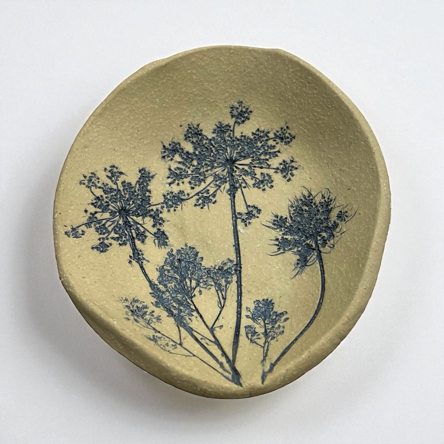 Oval Ceramic Decorative Dish/Wall Hanging W/ Pressed Queen Ann's Lace