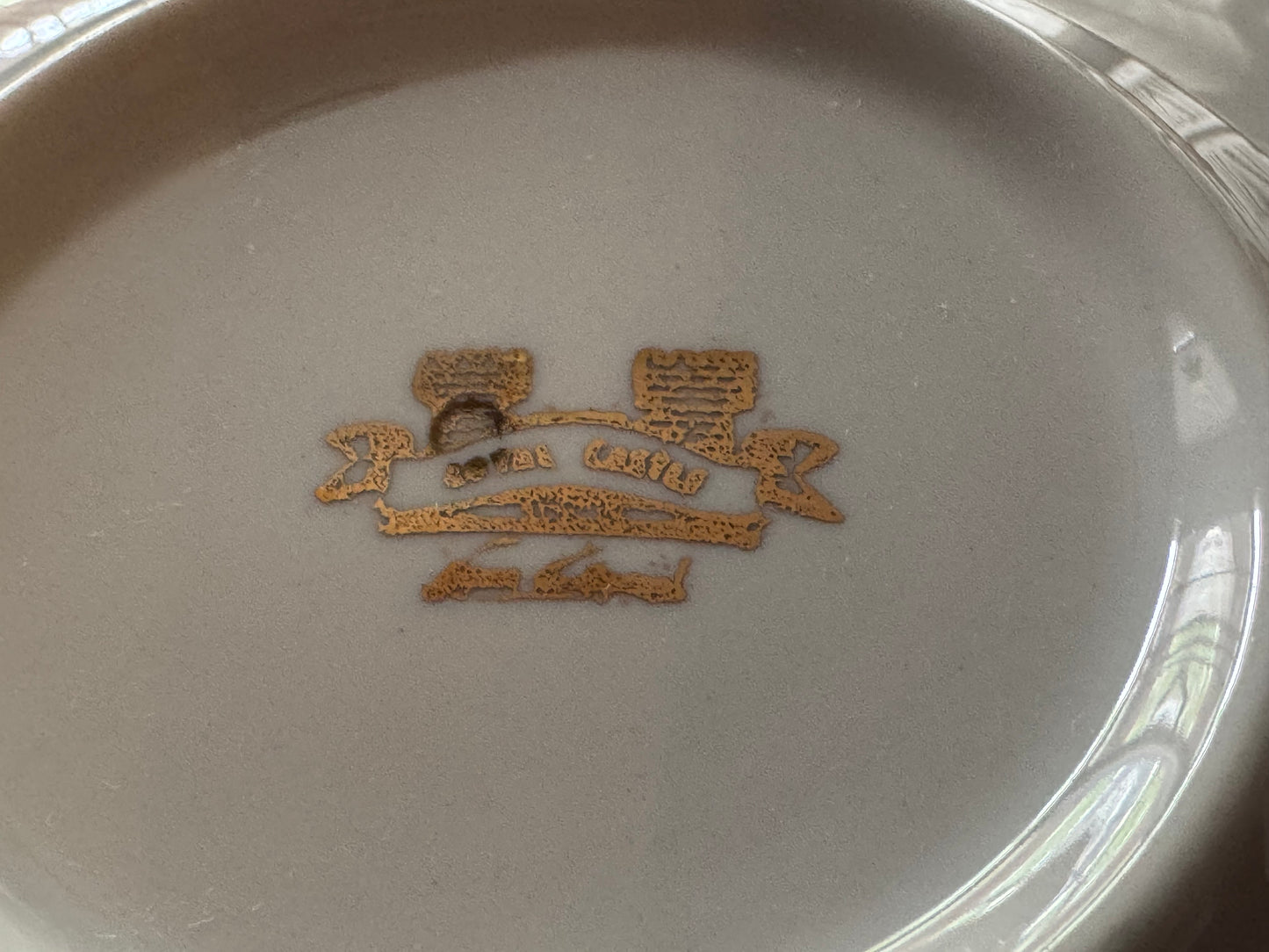 Royal Castle Gold Rim Wheat Pattern Soup Bowls, Set of 4, 8"
