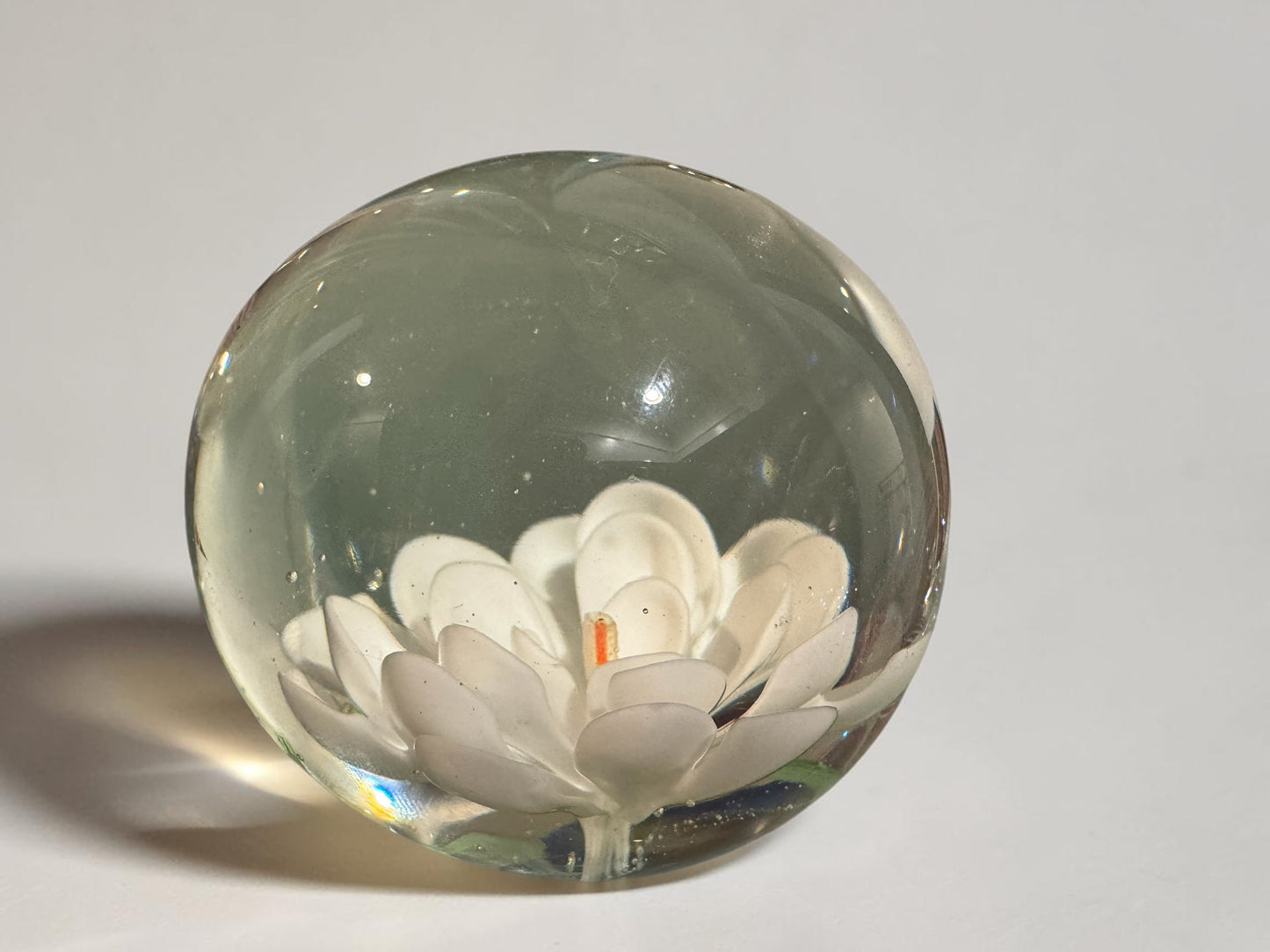 Vintage White Dahlia Flower Art Glass Paperweight — 3" Clear Crystal, Collectible Desk Accent