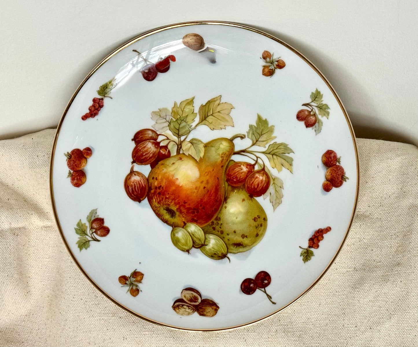 Royal Hanover Bavaria Germany Porcelain Decorative Plate — Fruit Motif, Gold Rim, Pattern R03117
