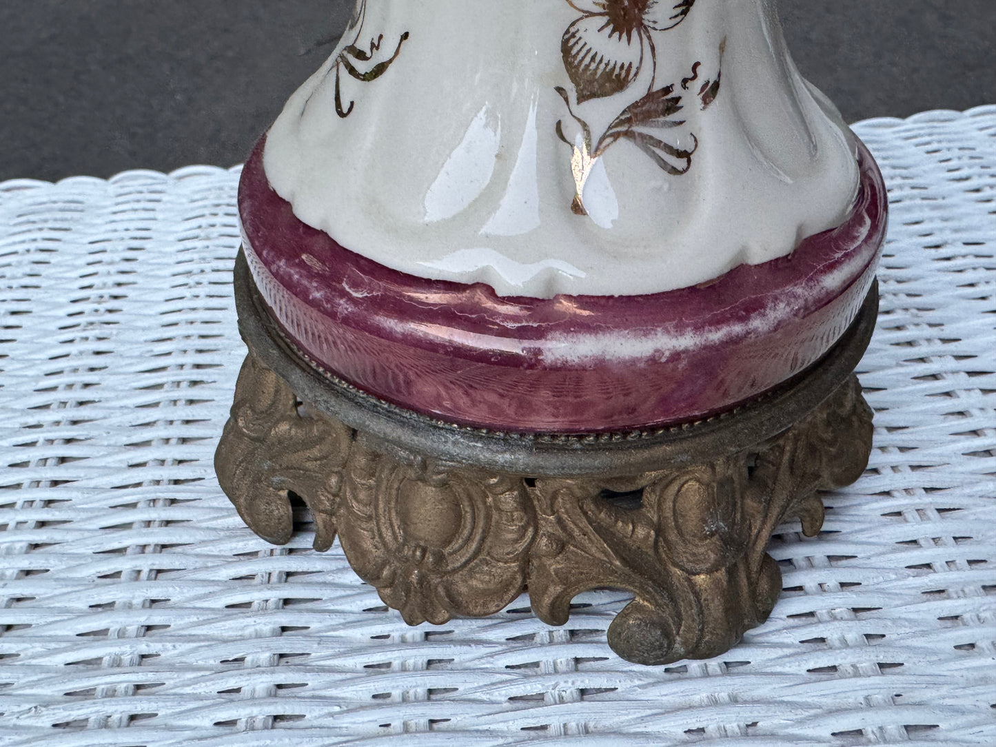 George & Martha Washington Lamp